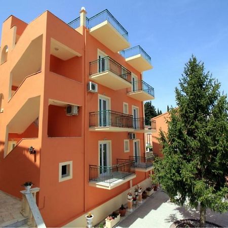 Corfu Sunflower Apartments Benitses  Extérieur photo